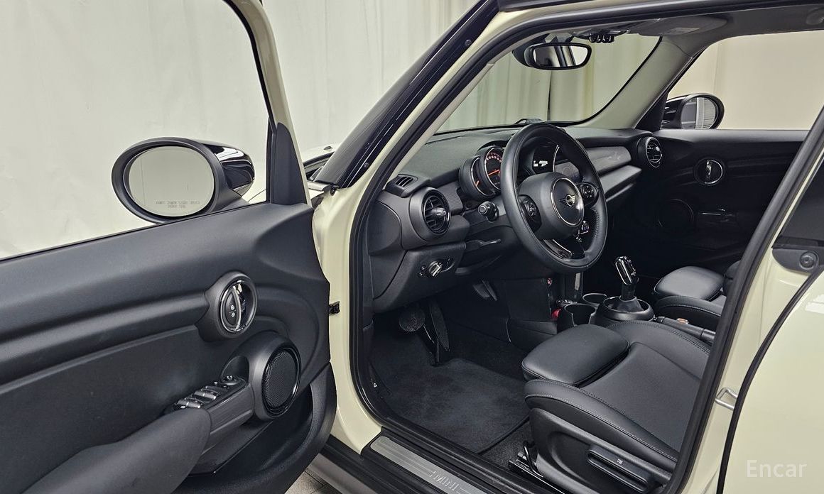 Mini Cooper 5-door Basic type 3rd generation №11