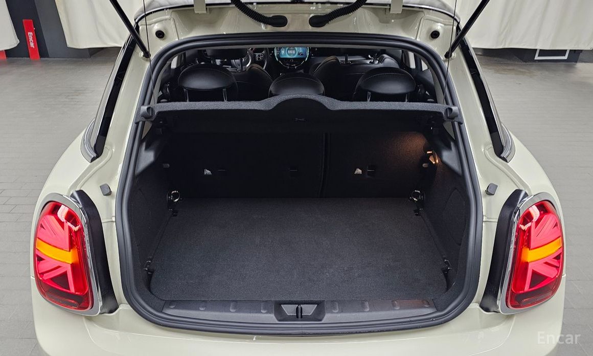 Cooper 5-door Classic 3rd Generation 21