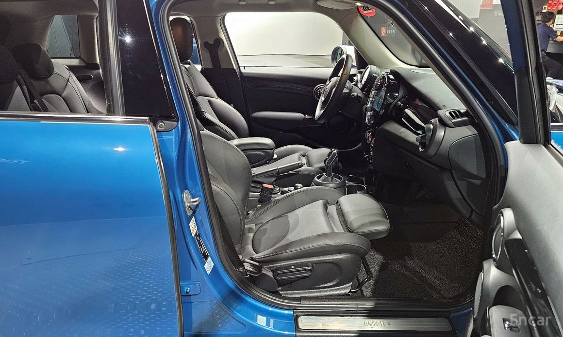 Mini Cooper 5-door Classic 3rd Generation №11