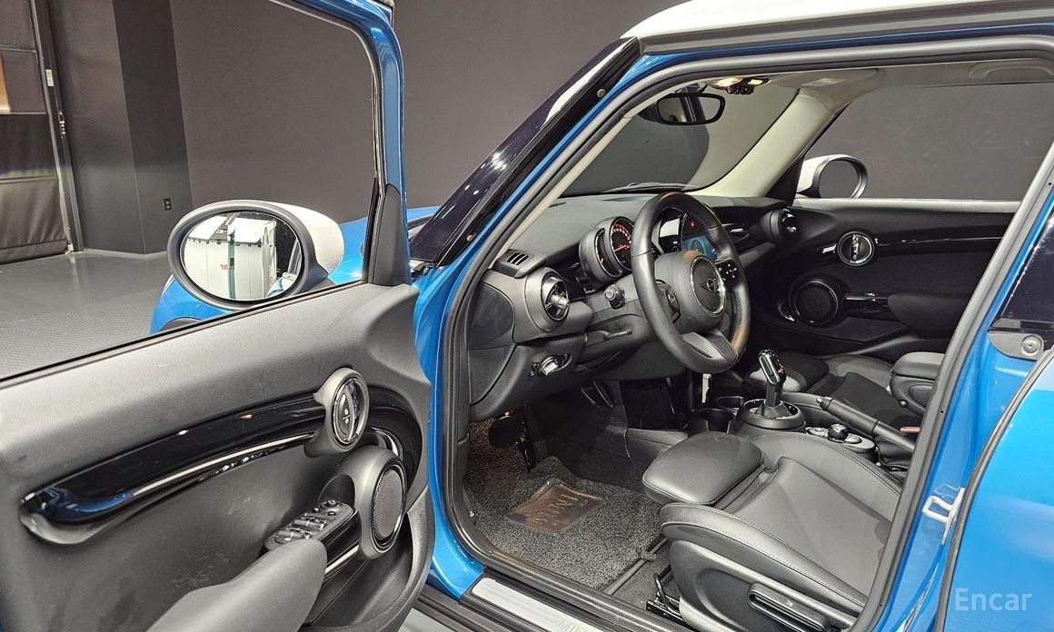 Mini Cooper 5-door Classic 3rd Generation №12