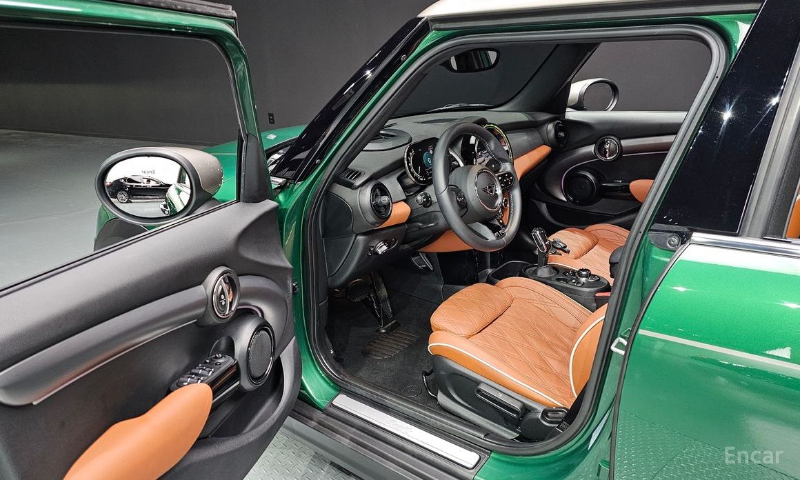 Cooper 5-door Piccadilly Edition 3rd Generation 9