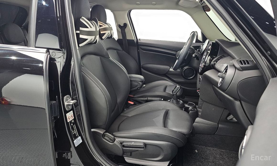 Mini Cooper 5 Door HIGH3 Generation №11