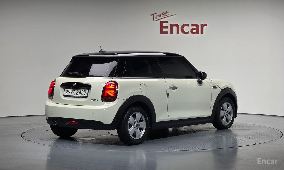 Mini Cooper Basic Type 3rd generation №2