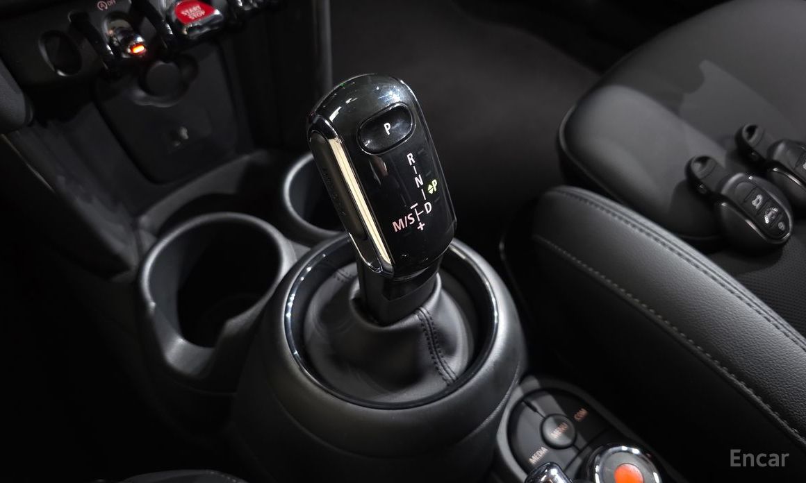 Mini Cooper Basic Type 3rd generation №9