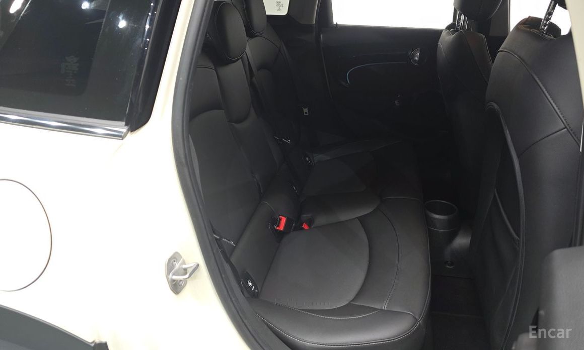 Mini Cooper Classic 3rd Generation №12