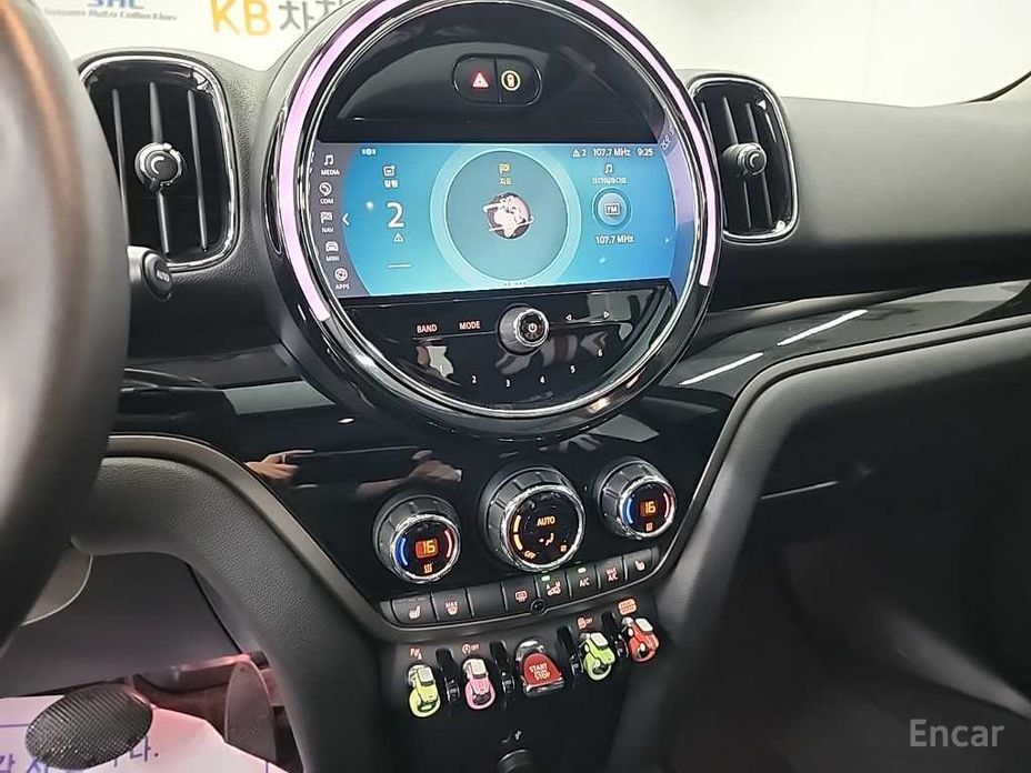 Cooper Countryman Classic Plus 2nd Generation 11