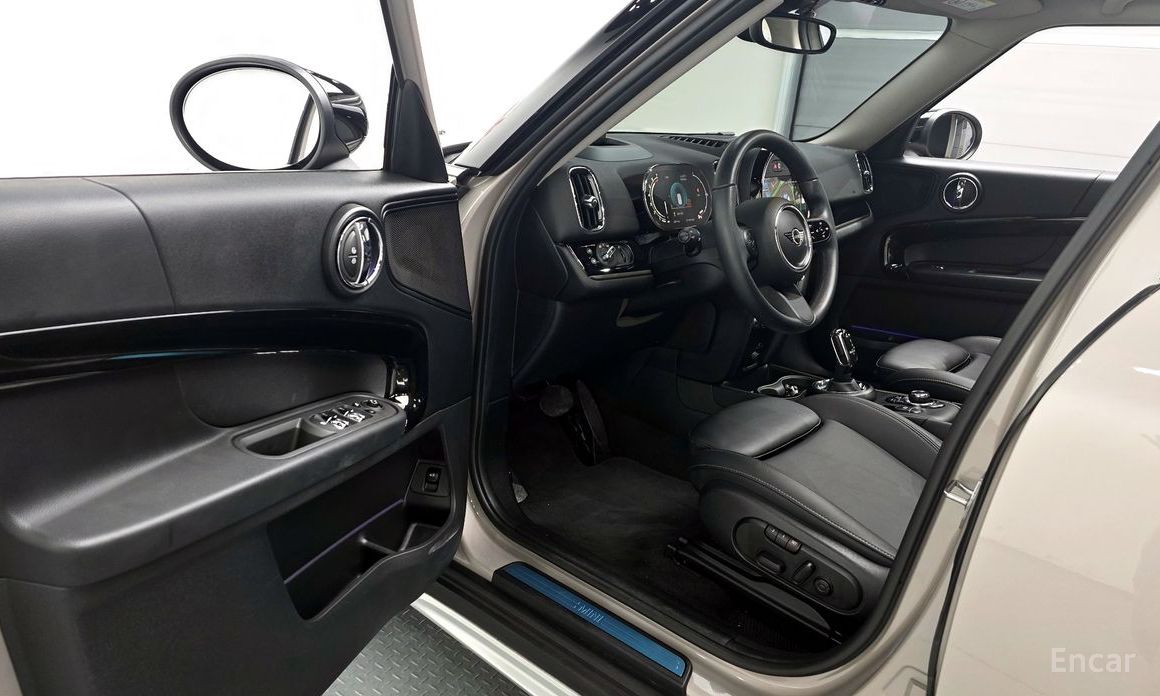 Cooper Countryman Classic Plus 2nd Generation 11