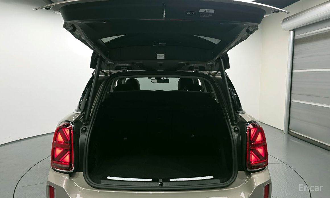 Cooper Countryman Classic Plus 2nd Generation 21