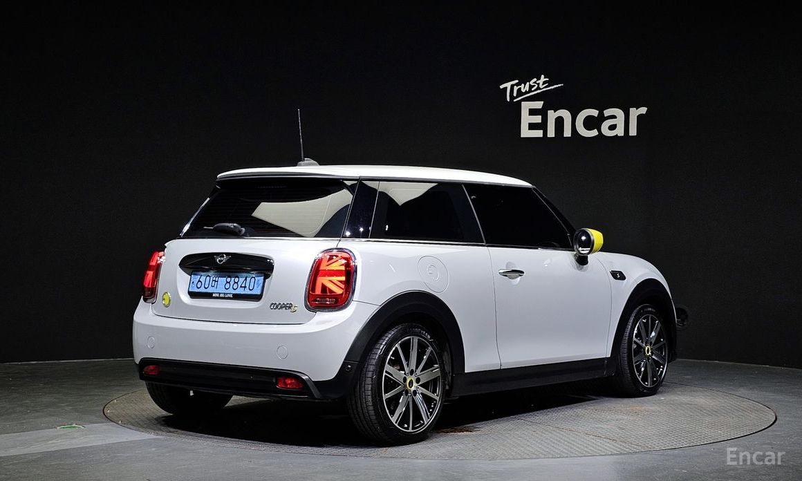 Mini Cooper Electric SE Classic 3rd Generation №3