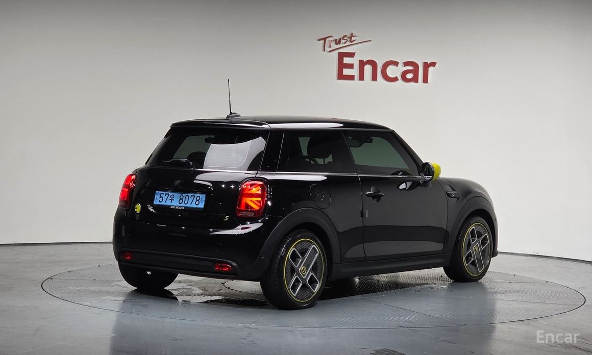 Mini Cooper Electric SE Electric 3rd Generation №2