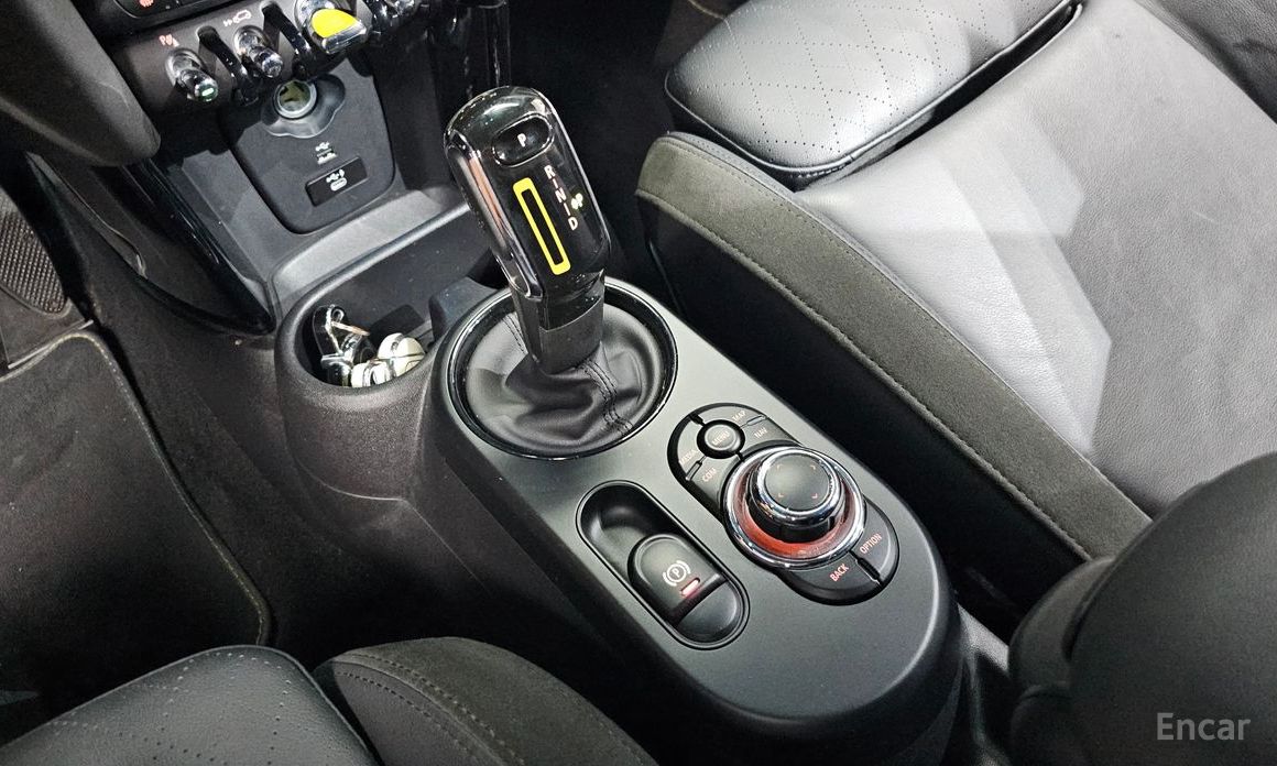 Mini Cooper Electric SE Electric 3rd Generation №9