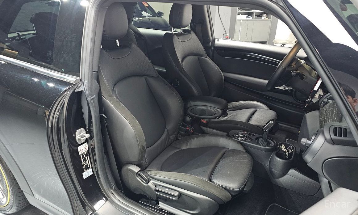 Mini Cooper Electric SE Electric 3rd Generation №10