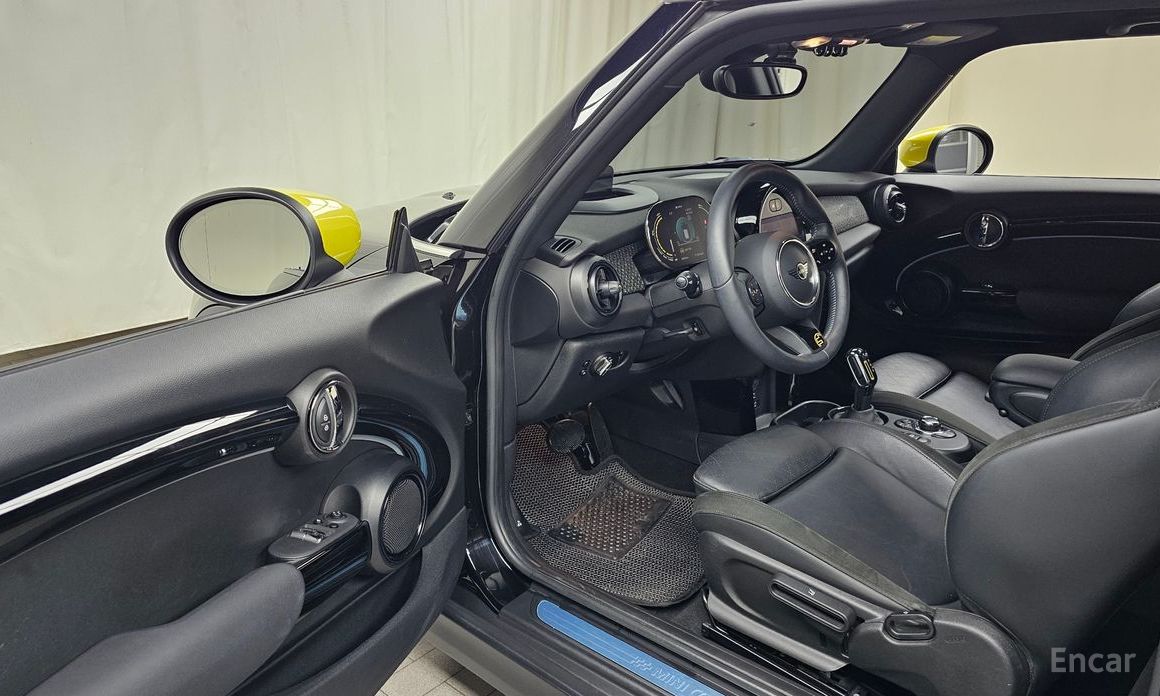 Mini Cooper Electric SE Electric 3rd Generation №11