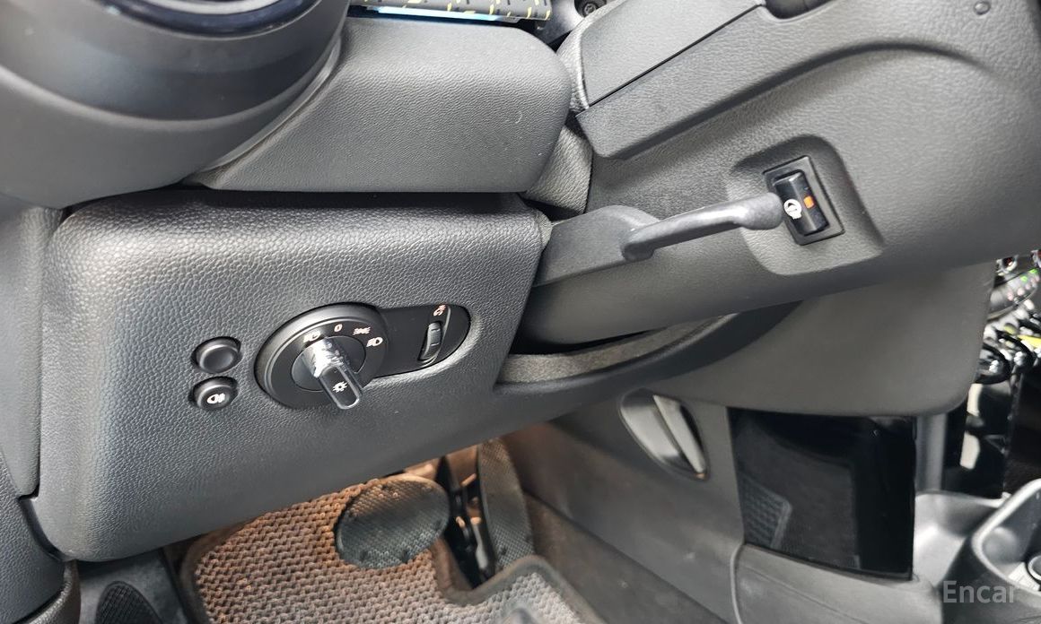 Mini Cooper Electric SE Electric 3rd Generation №15