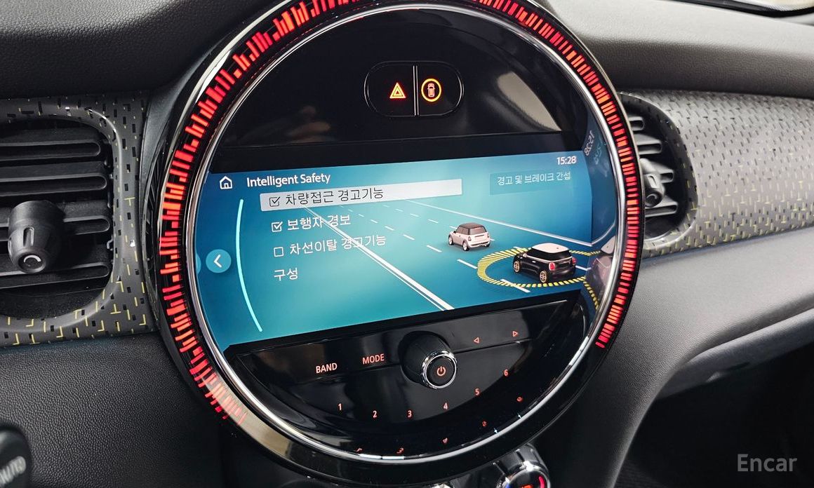 Mini Cooper Electric SE Electric 3rd Generation №19