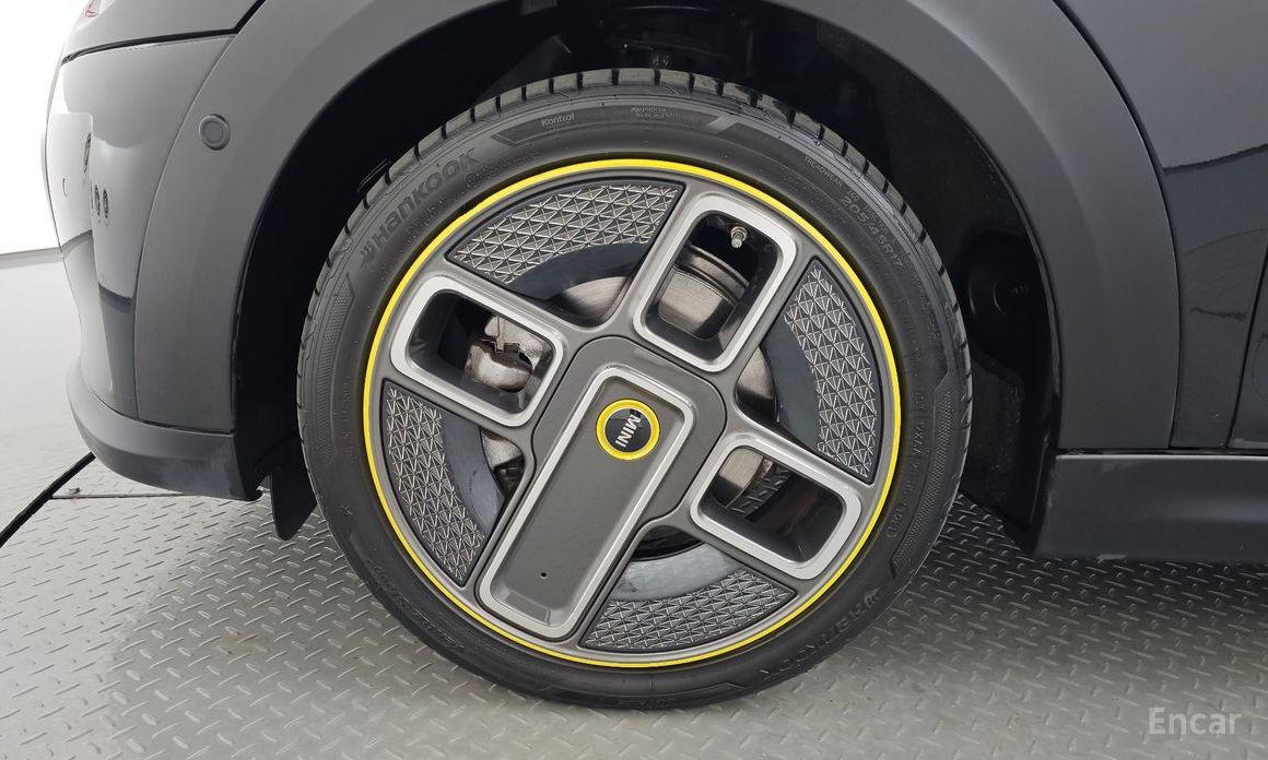 Mini Cooper Electric SE Electric 3rd Generation №6