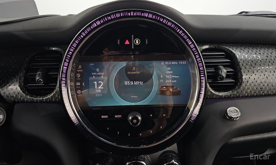 Mini Cooper Electric SE Electric 3rd Generation №15