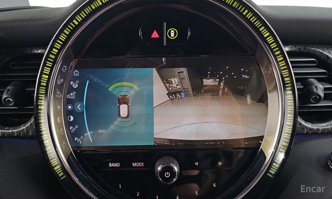 Mini Cooper Electric SE Electric 3rd Generation №16