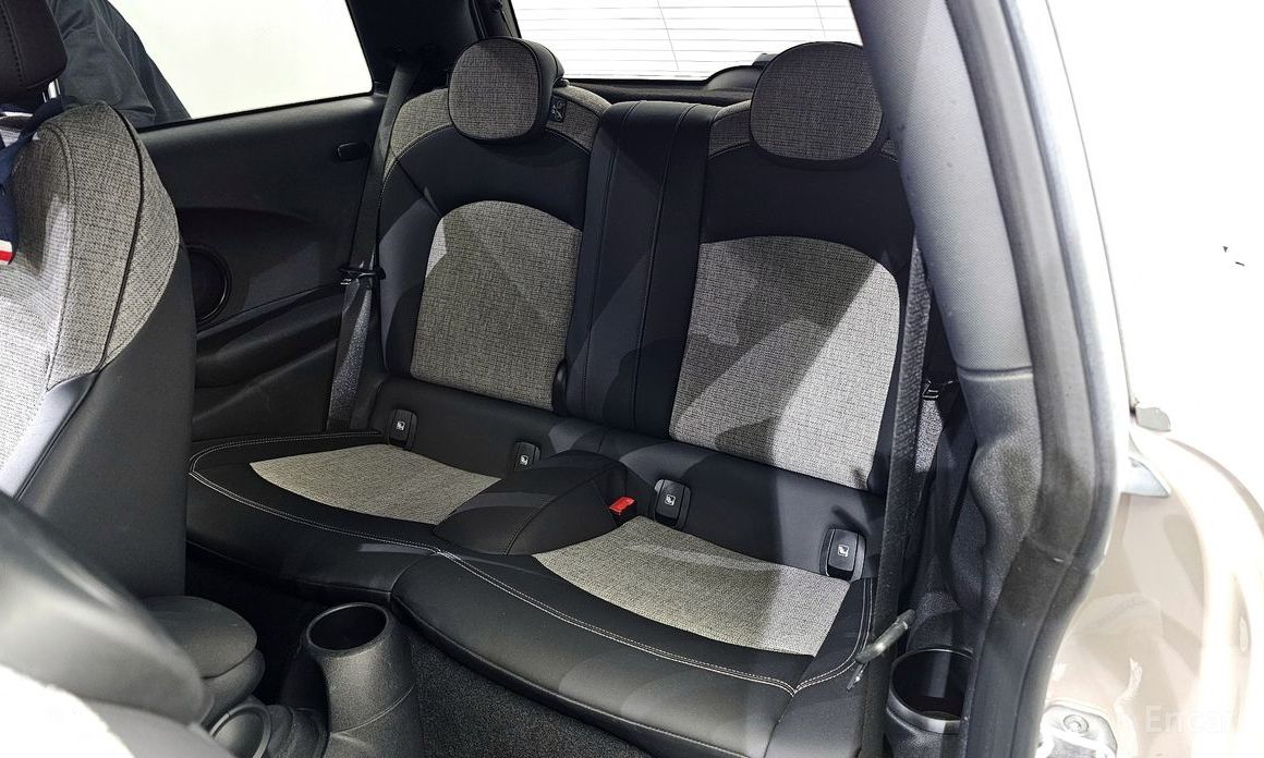 Mini Cooper Electriczen ZE Edition 3rd Generation №12