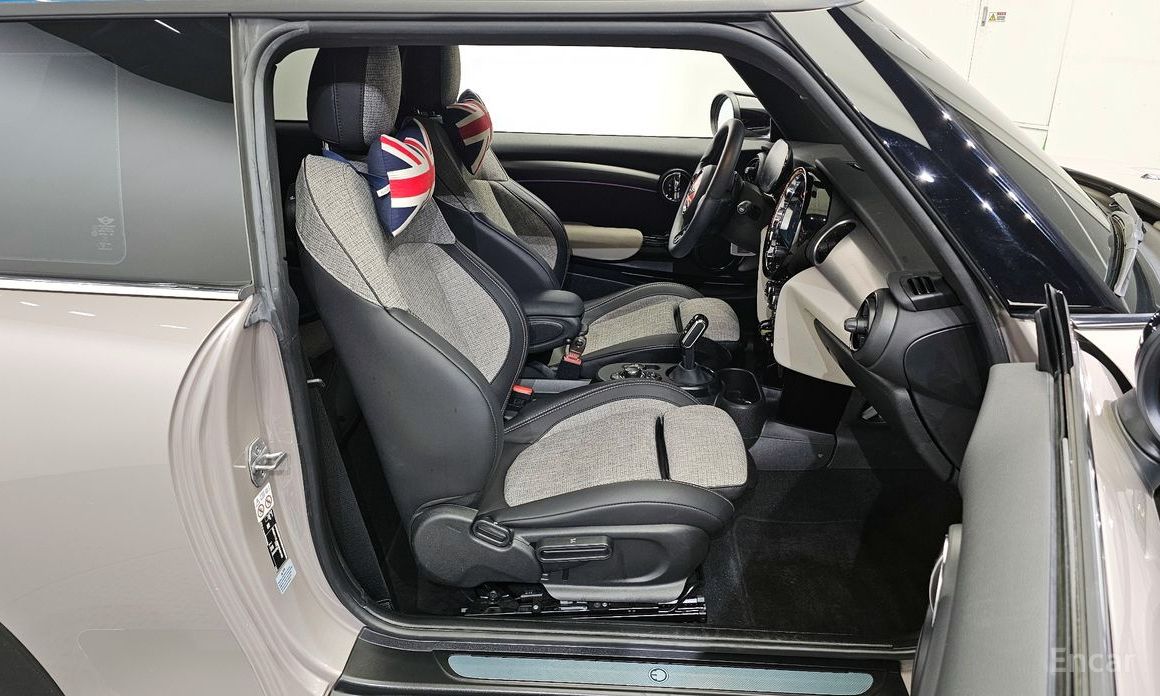 Mini Cooper Electriczen ZE Edition 3rd Generation №13