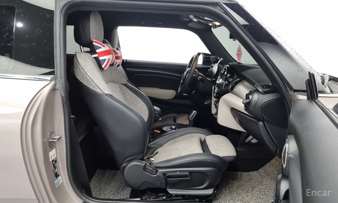 Mini Cooper Electriczen ZE Edition 3rd Generation №12