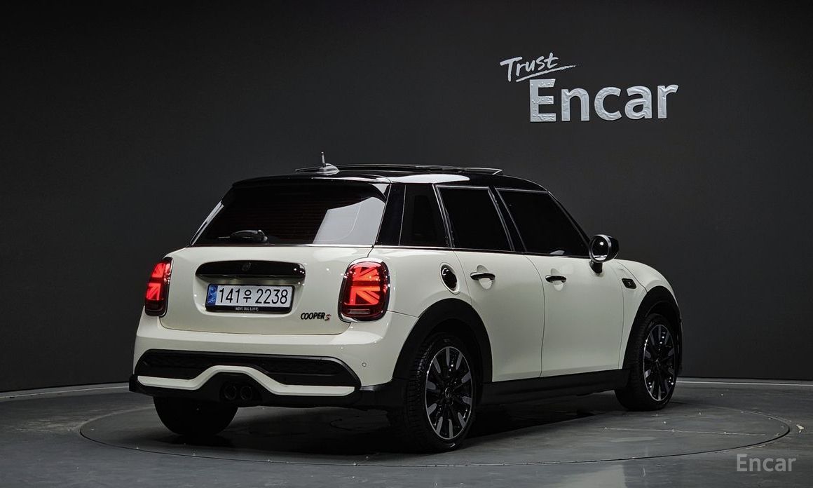 Mini Cooper S5 Door Classic 3rd Generation №3