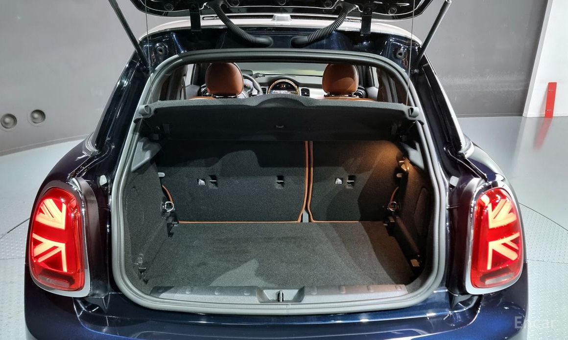 Cooper S5 Door Piccadilly Edition 3rd Generation 16