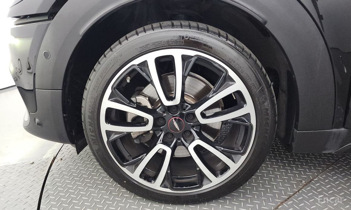 Cooper S Countryman ALL4 Shadow Edition 2nd Generation 6