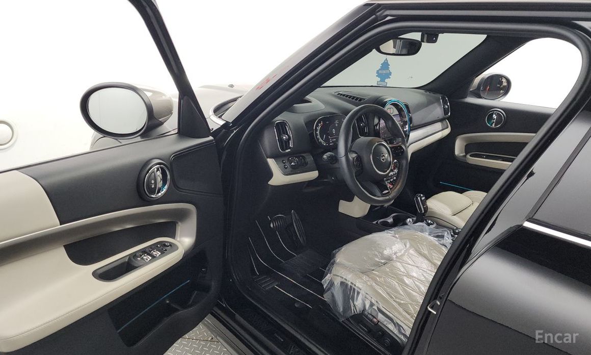 Cooper S Countryman ALL4 Shadow Edition 2nd Generation 11