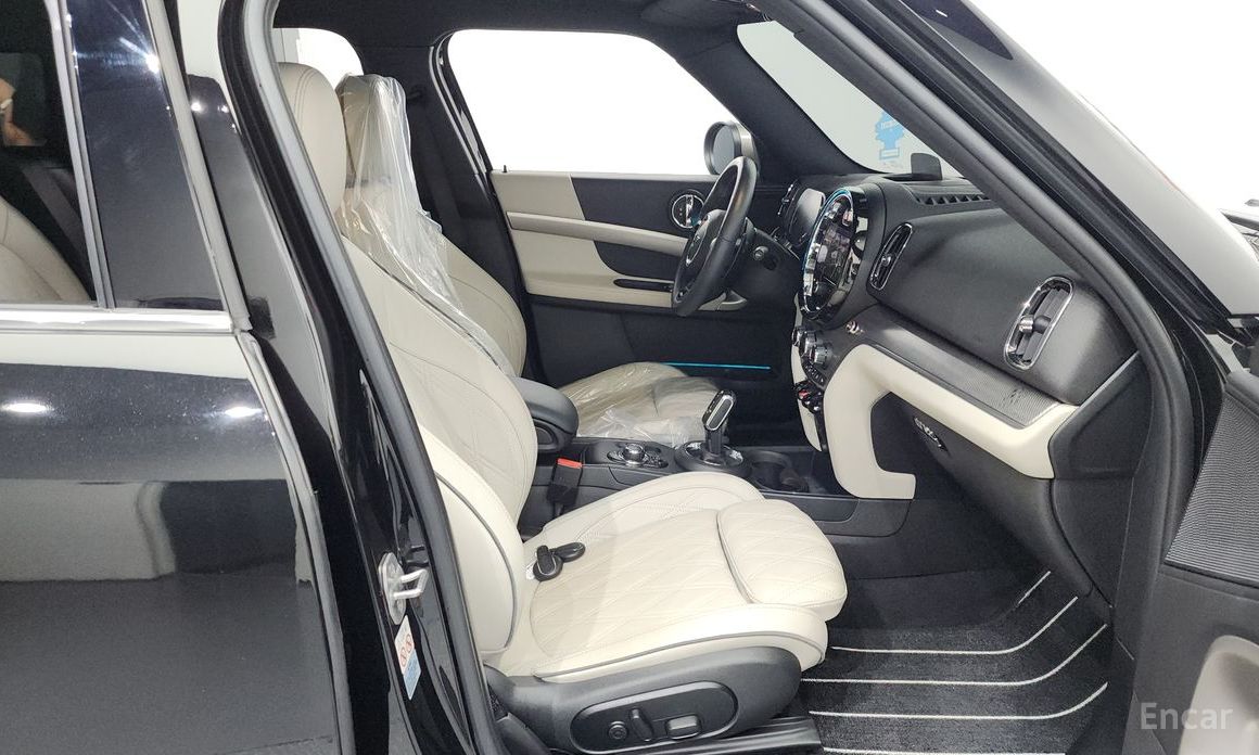 Cooper S Countryman ALL4 Shadow Edition 2nd Generation 12