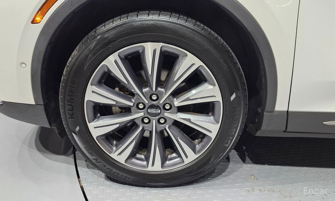 Cosair 2.0 Reserve AWD 6