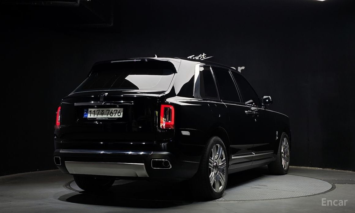Rolls-Royce Cullinan 6. 7 V12 №3