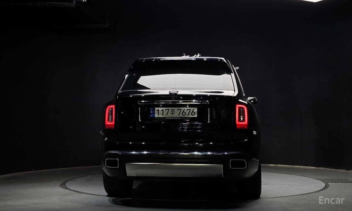 Rolls-Royce Cullinan 6. 7 V12 №5