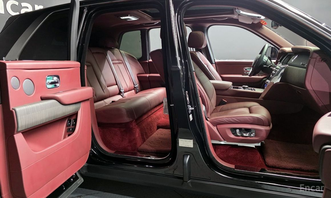 Rolls-Royce Cullinan 6. 7 V12 №11