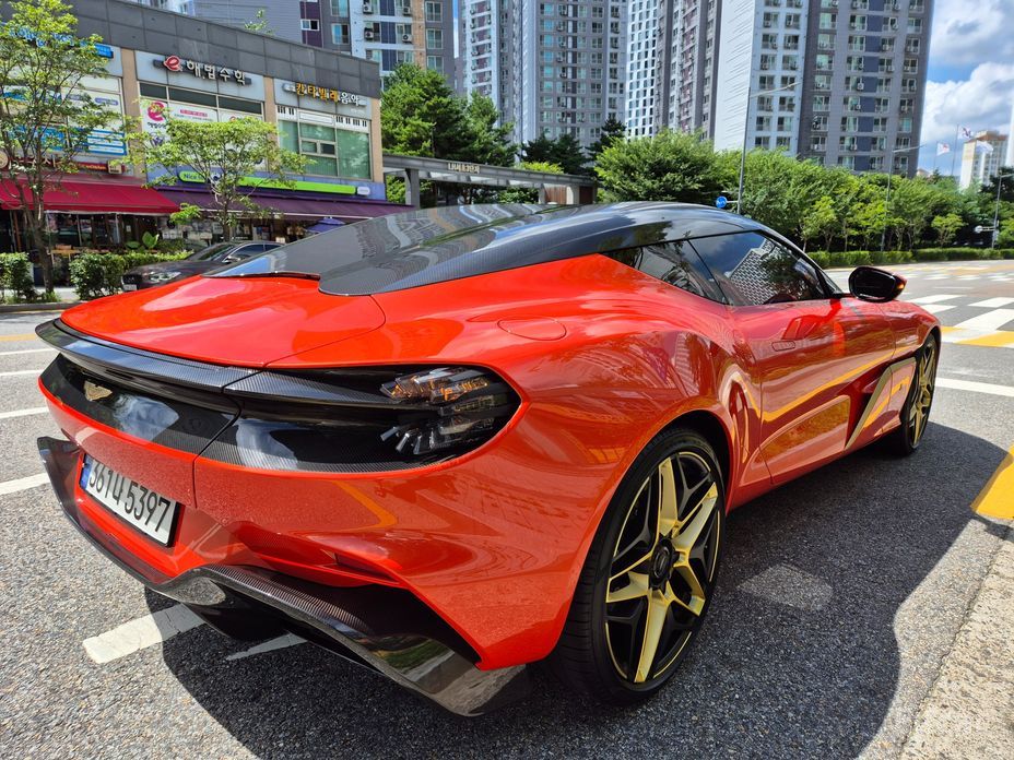 Aston Martin DBS5. 2 GT Zagato №5