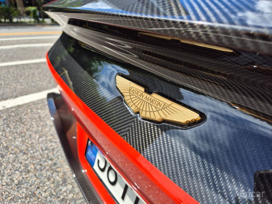 Aston Martin DBS5. 2 GT Zagato №12