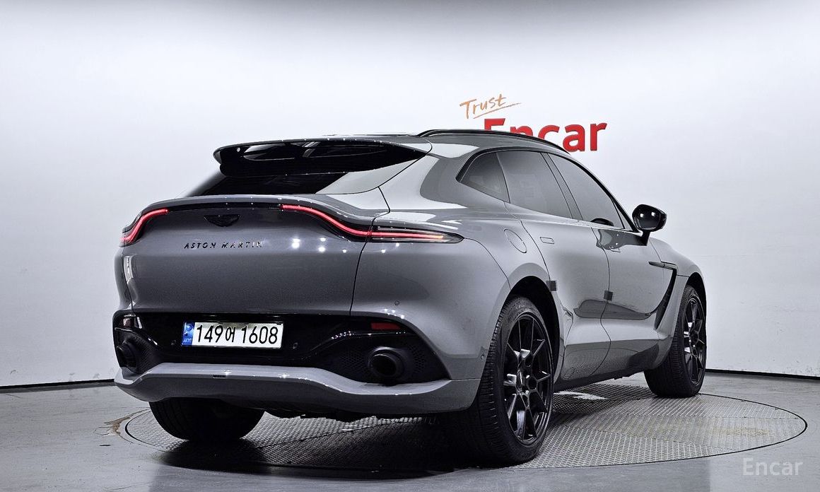 Aston Martin DBX4.0 V8 №3