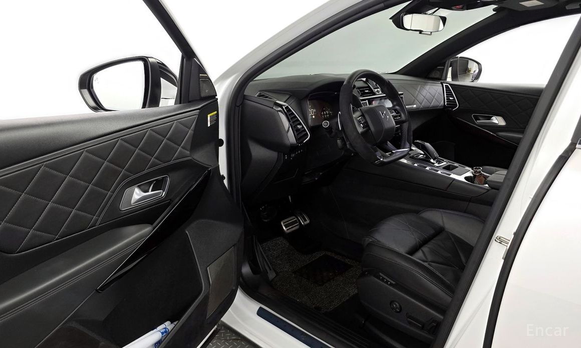 DS7 Crossback 2.0 BlueHDi Grand Chic 11