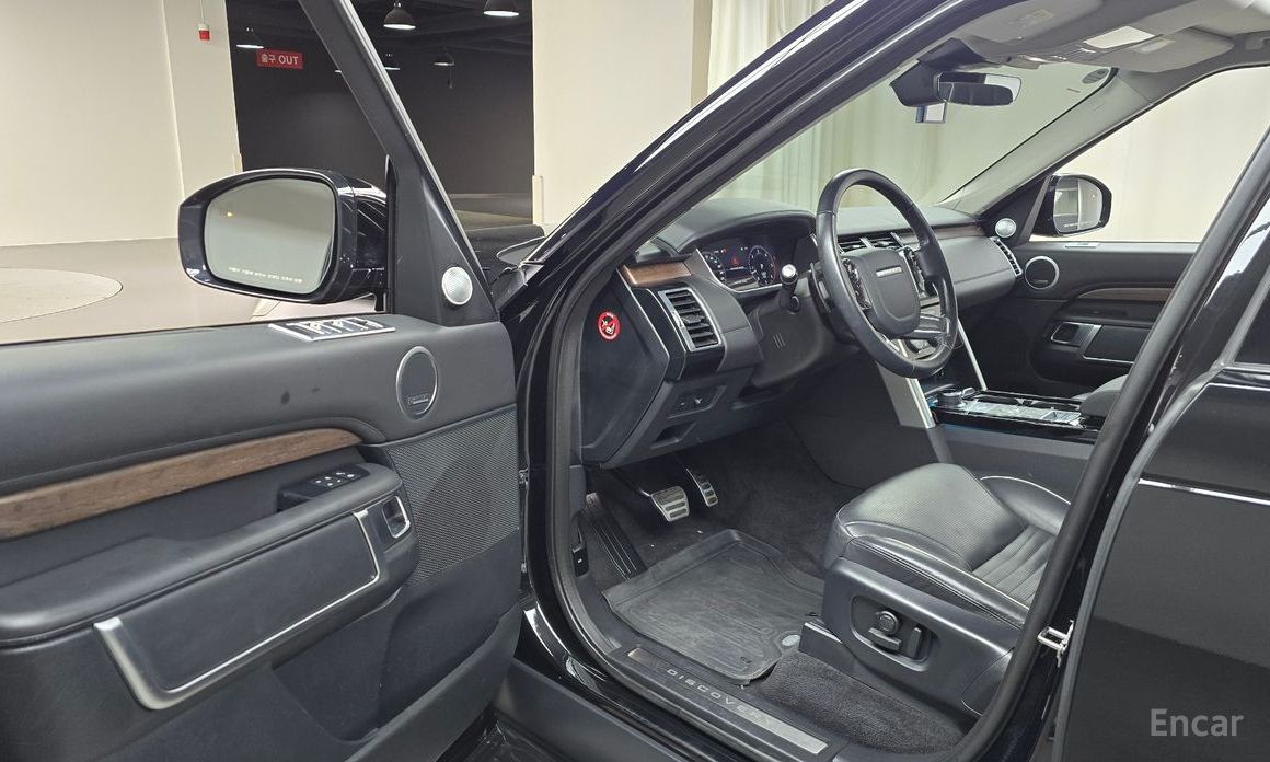 Discovery 53.0 SD6 HSE Luxury 11