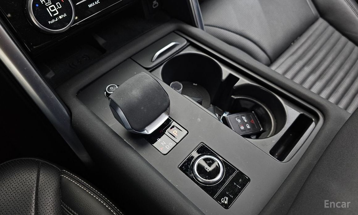 Land Rover Discovery 5D250 S №10