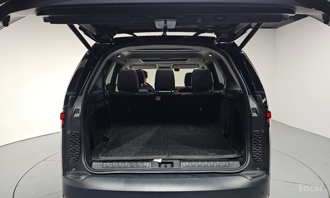 Land Rover Discovery 5D250 S №21