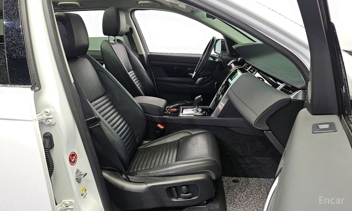 Discovery Sport 2nd Generation P250 SE 12