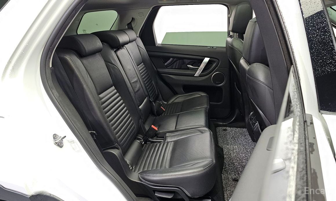 Discovery Sport 2nd Generation P250 SE 13