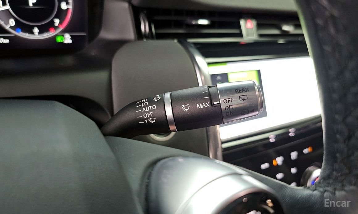 Discovery Sport 2nd Generation P250 SE 19