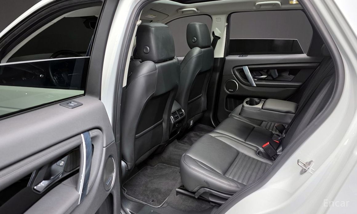 Discovery Sport 2nd Generation P250 SE 12