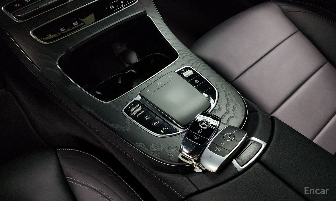 Mercedes-Benz E-Class W213E220d 4MATIC AMG Line №10