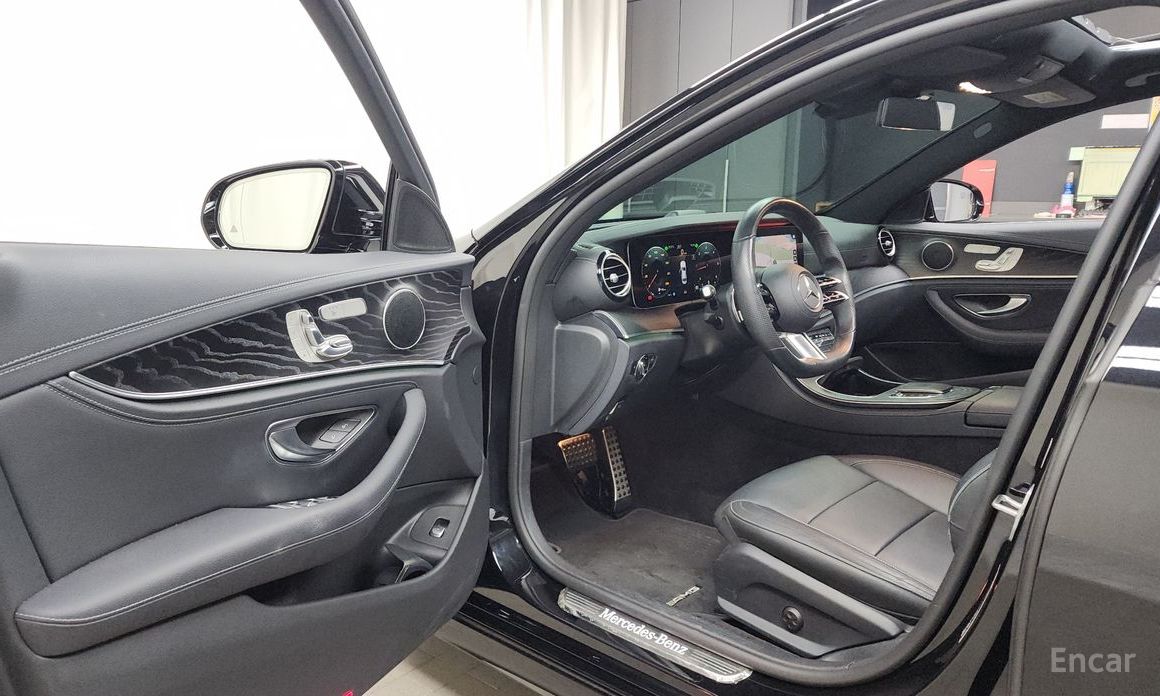 Mercedes-Benz E-Class W213E220d 4MATIC AMG Line №11