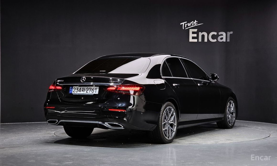 Mercedes-Benz E-Class W213E220d 4MATIC AMG Line №3