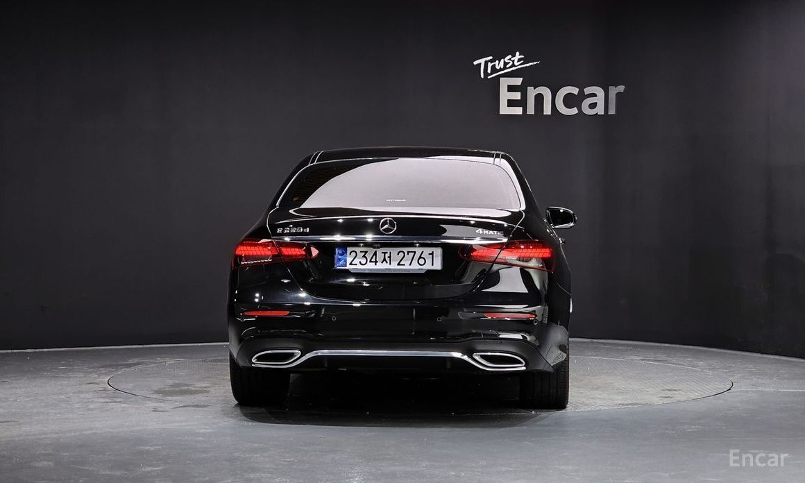 Mercedes-Benz E-Class W213E220d 4MATIC AMG Line №5