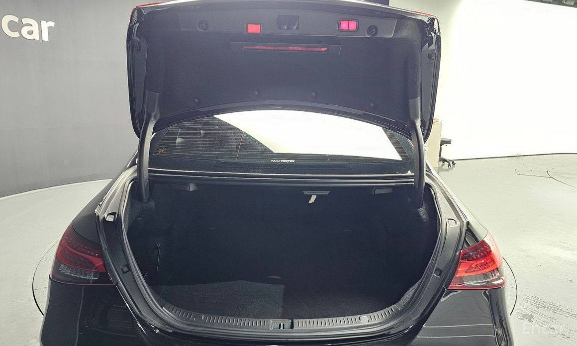 Mercedes-Benz E-Class W213E220d 4MATIC AMG Line №21